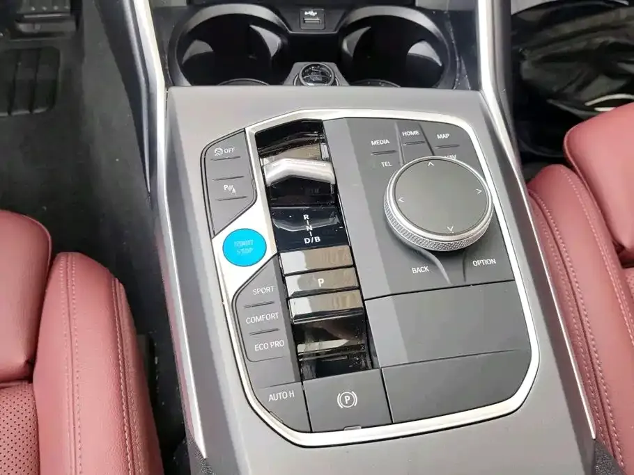 BMW i3 — фото 9