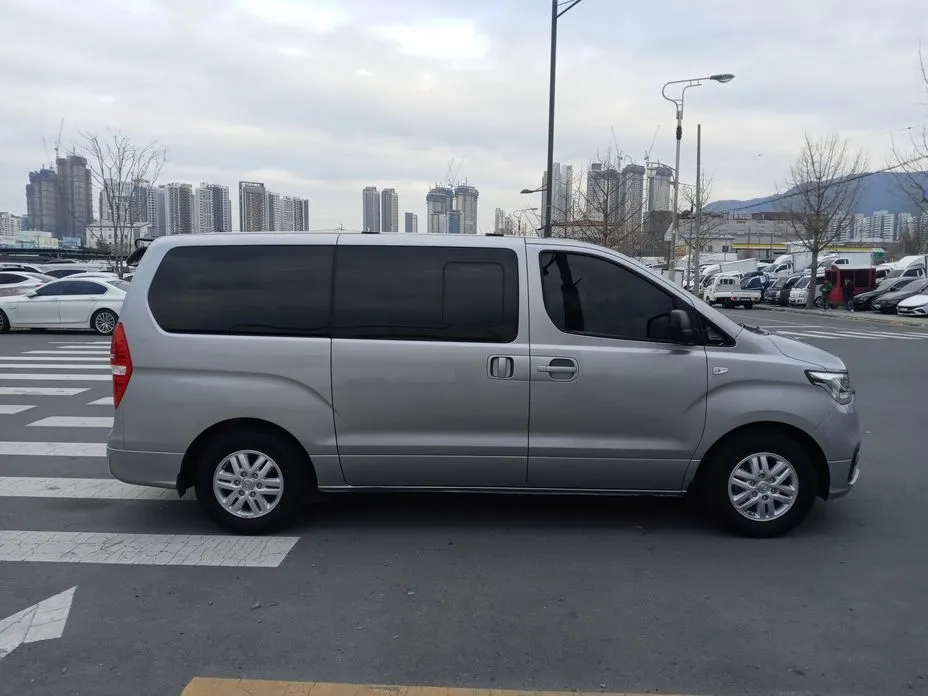 Hyundai Starex — фото 6