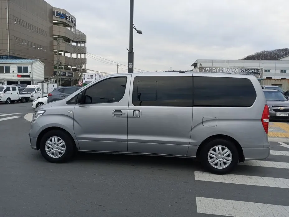 Hyundai Starex — фото 9