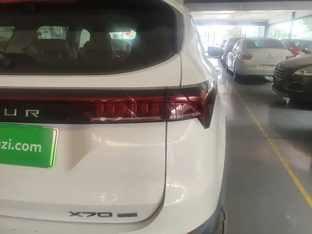 Jetour X70 C-DM — фото 3