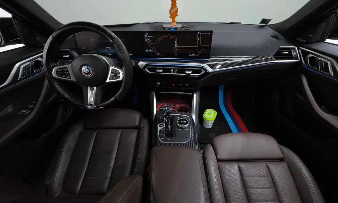 BMW i4 — фото 9