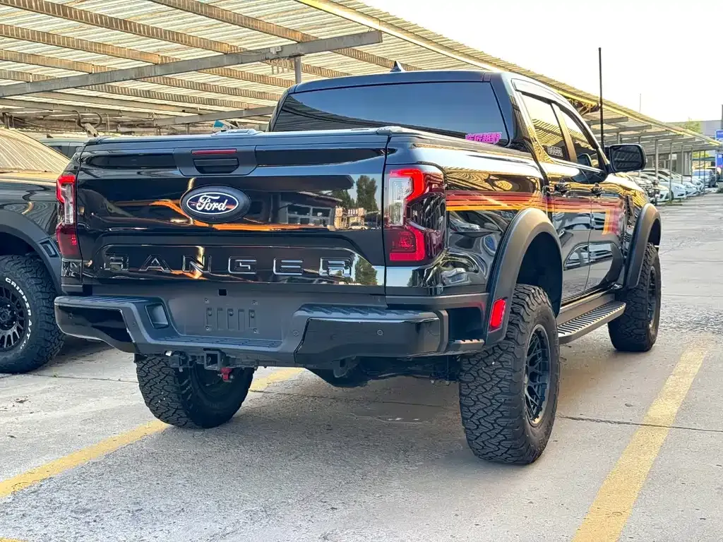 Ford Ranger — фото 10