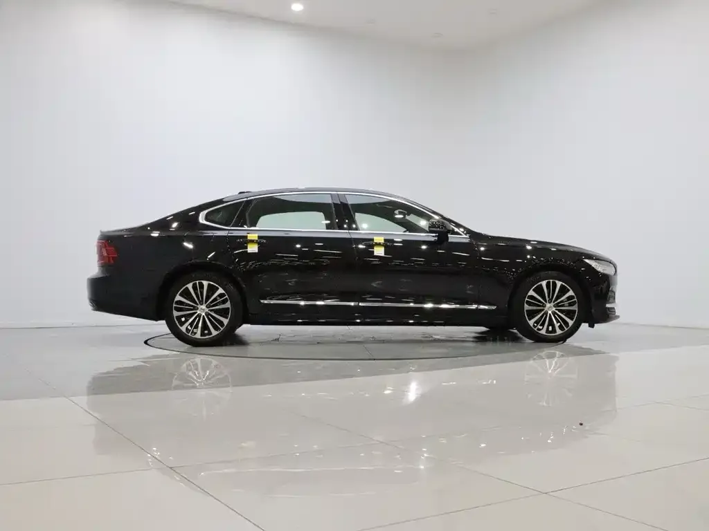 Volvo S90 — фото 7