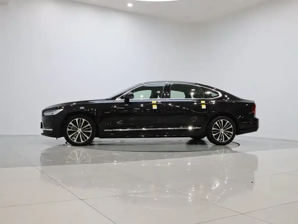 Volvo S90 — фото 3