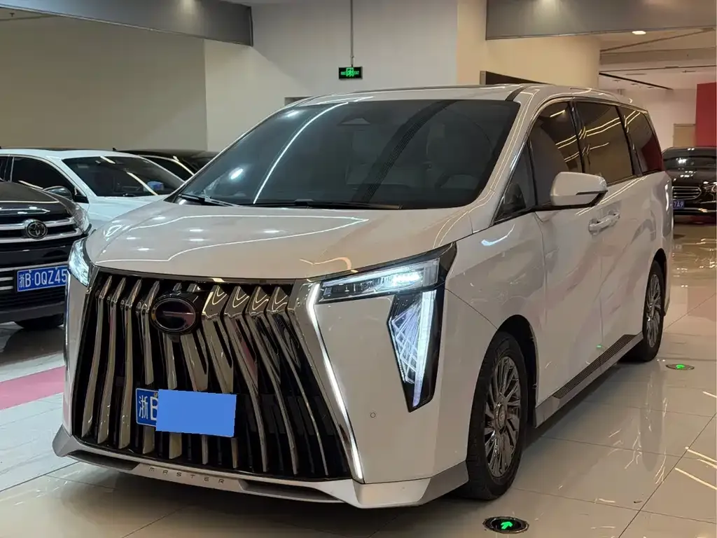GAC Motor Trumpchi M8 — фото 1