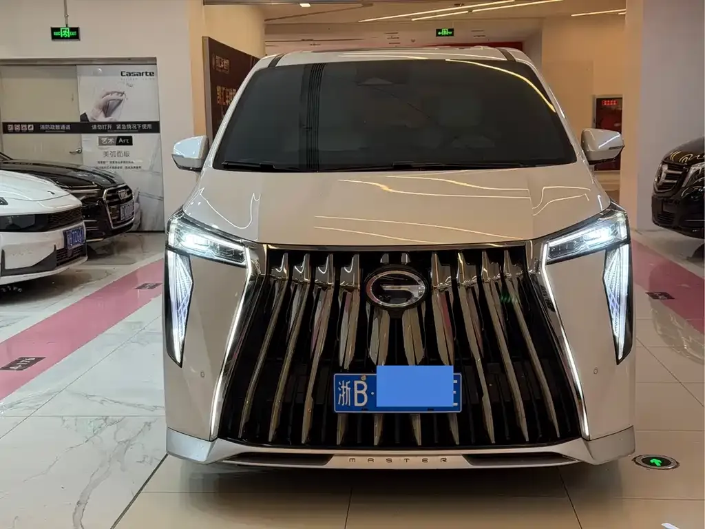GAC Motor Trumpchi M8 — фото 3