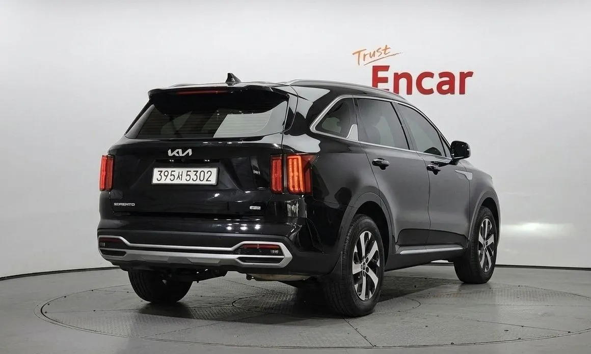 Kia Sorento — фото 4