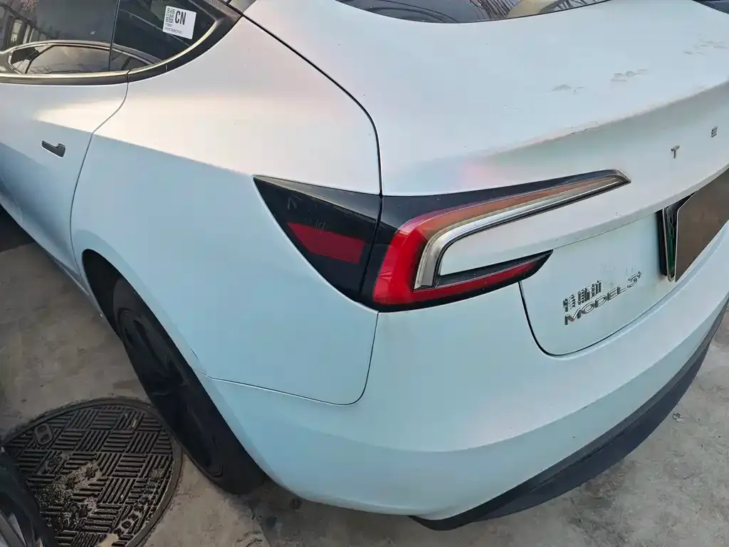 Tesla Model 3 — фото 4
