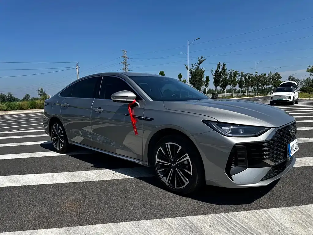 Chery Arrizo 8 PRO — фото 8