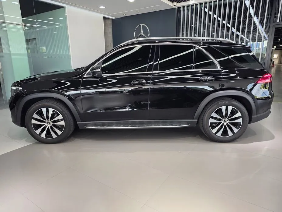 Mercedes-Benz GLE-Class — фото 4