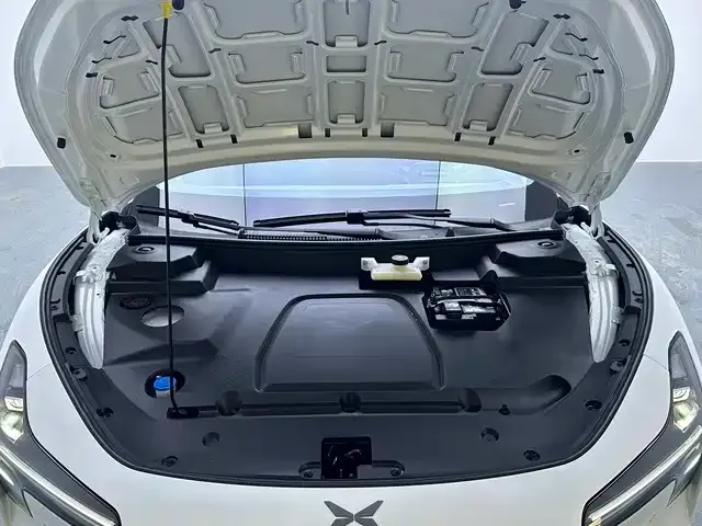 XPeng MONA M03 — фото 10