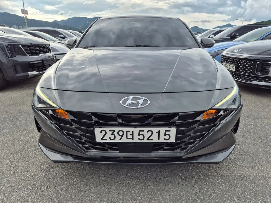 Hyundai AVANTE — фото 1