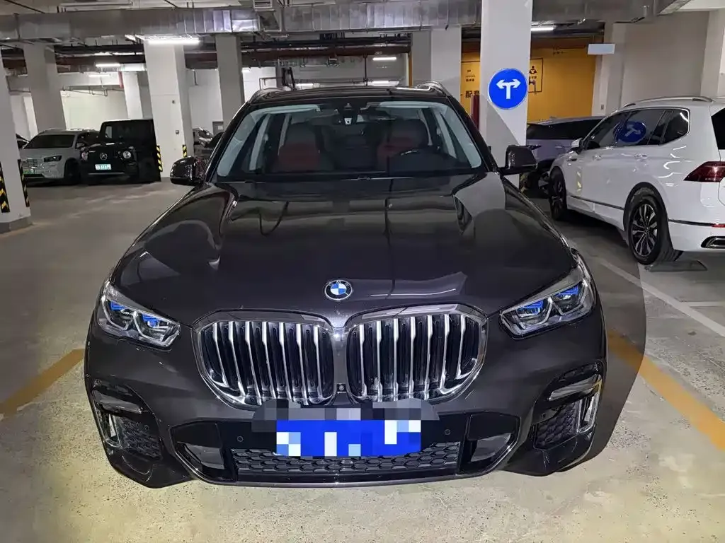 BMW X5 — фото 1