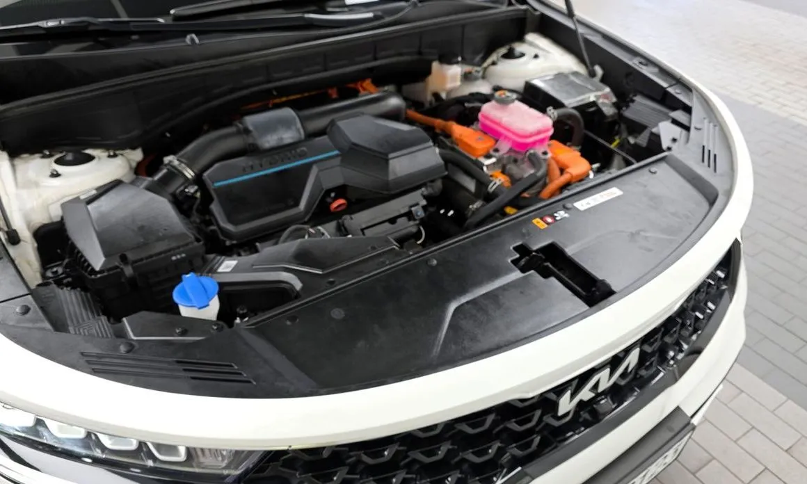 Kia Sorento — фото 7