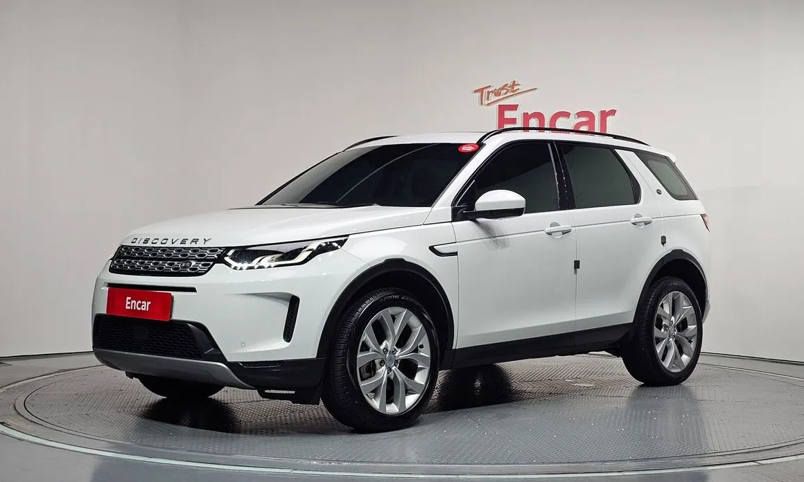 Land Rover Discovery Sport — фото 1