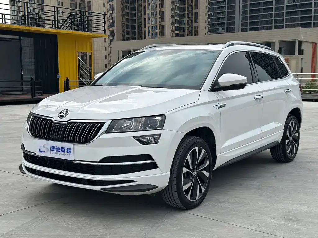 Skoda Karoq — фото 1