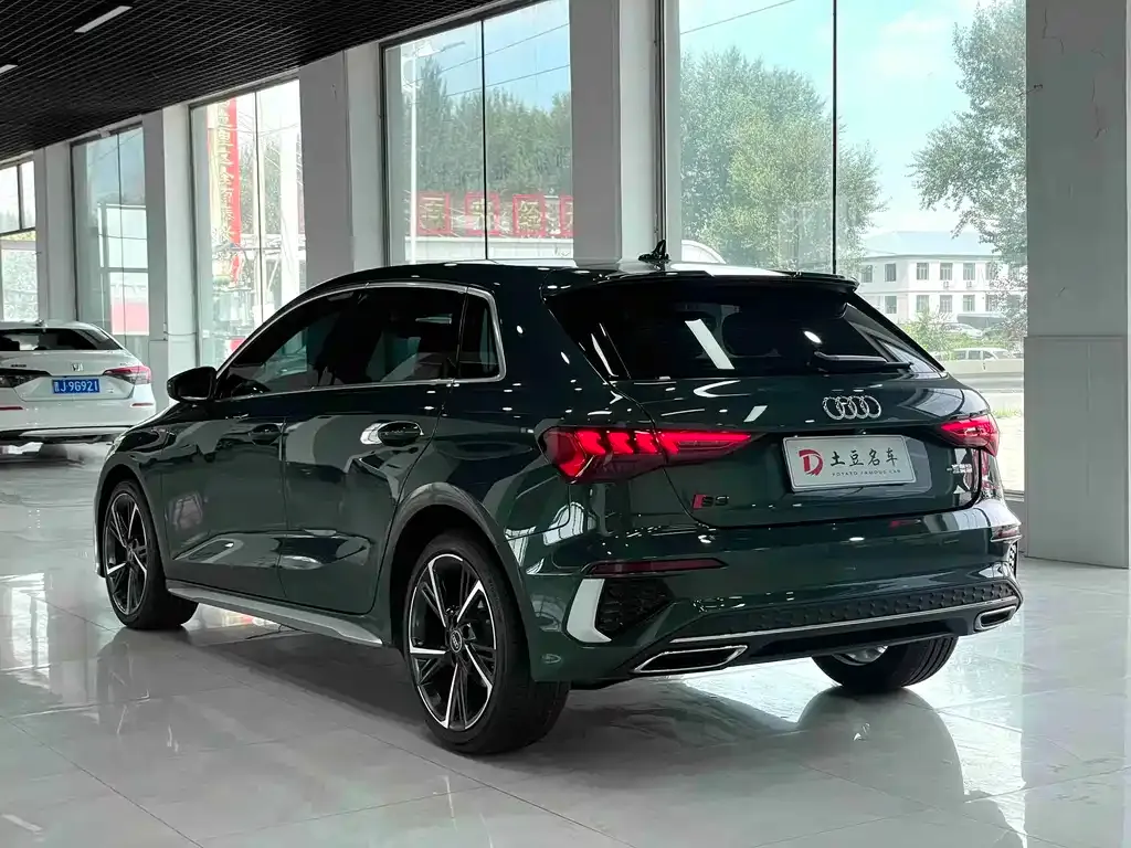 Audi A3 — фото 10
