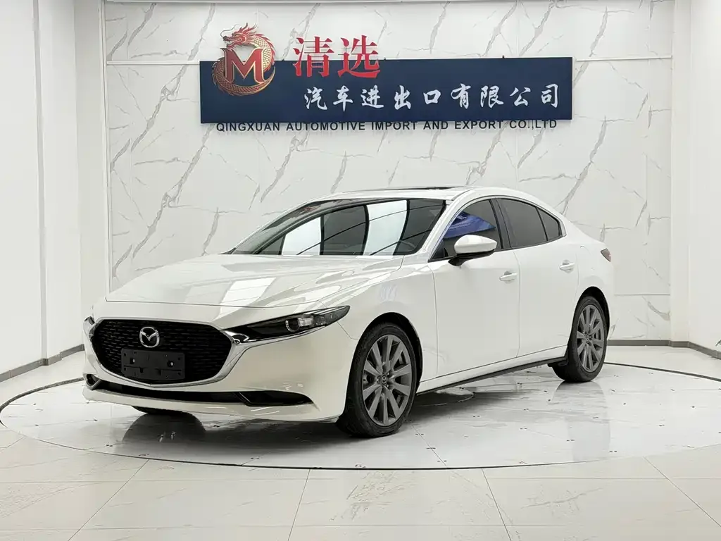Mazda 3 Axela — фото 1