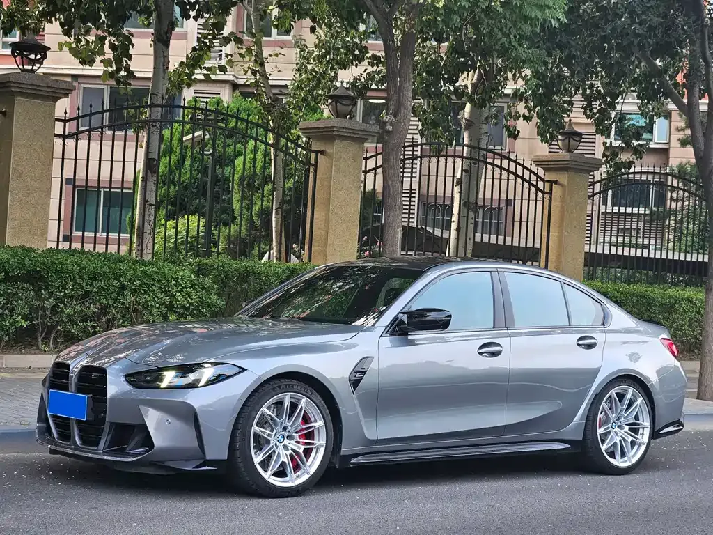 BMW M3 — фото 1