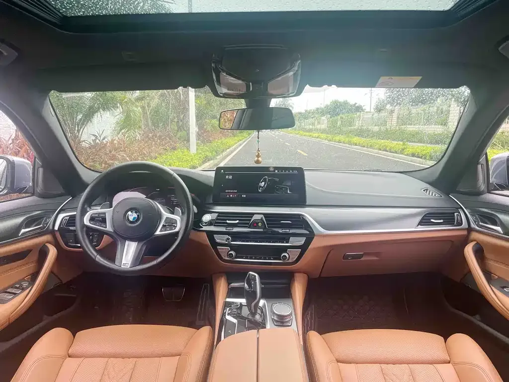 BMW 5 Series (Import) — фото 4