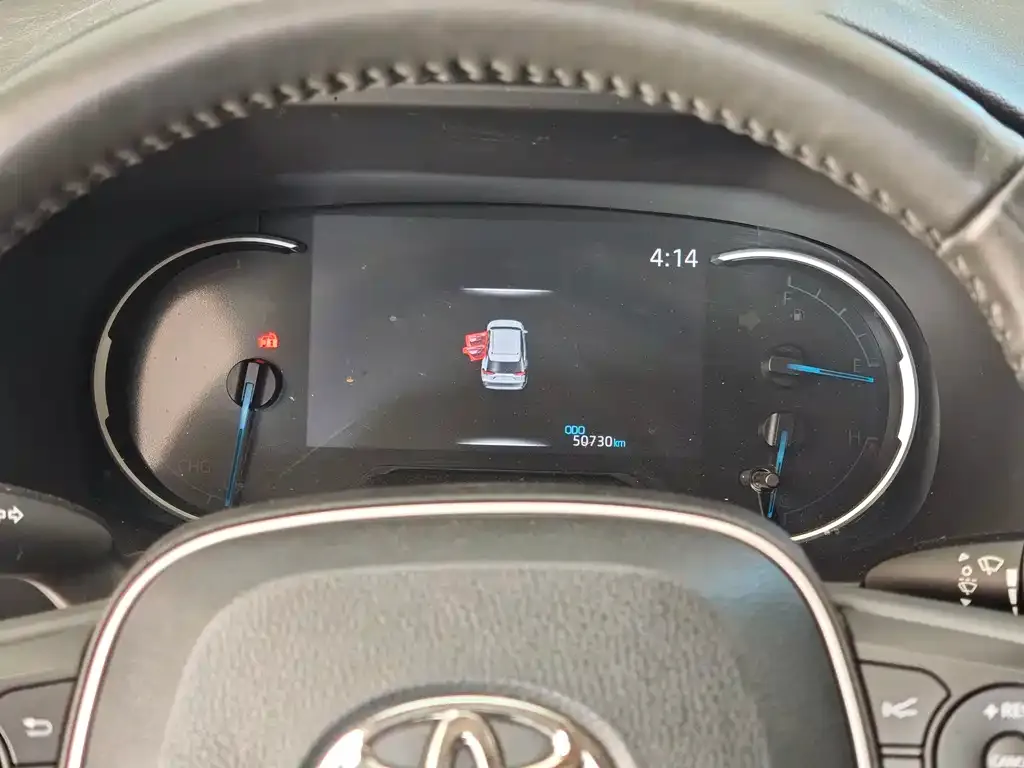 Toyota RAV4 — фото 2