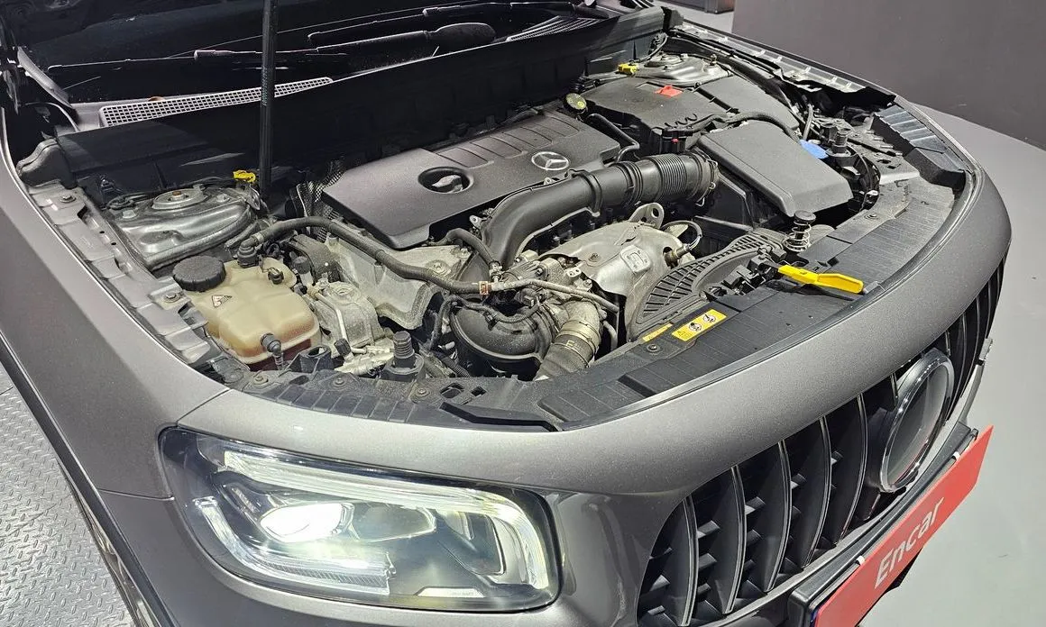 Mercedes-Benz GLB-Class — фото 9