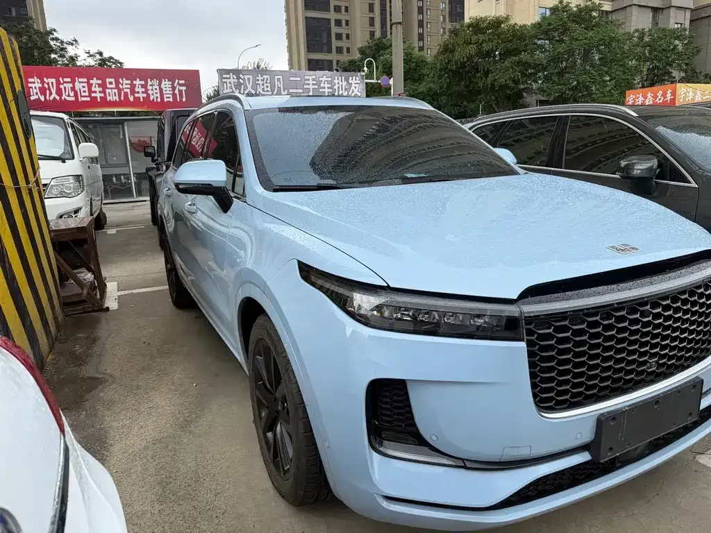 Li Auto ONE — фото 1