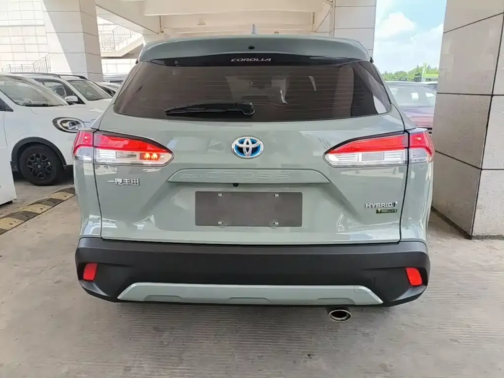 Toyota Corolla Cross — фото 10