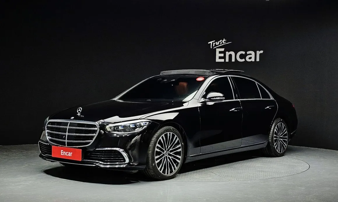 Mercedes-Benz S-Class — фото 1