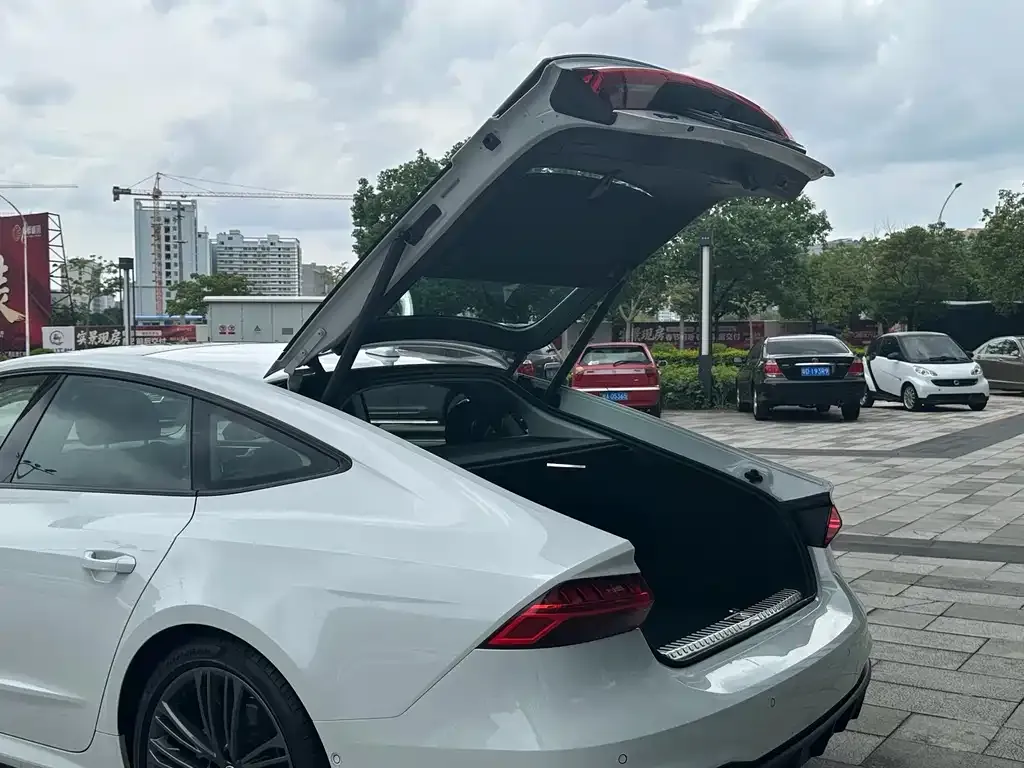 Audi A7 — фото 5