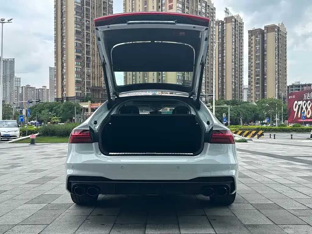 Audi A7 — фото 4