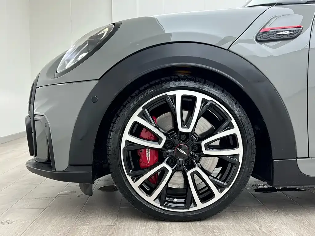 MINI JCW (John Cooper Works) — фото 6