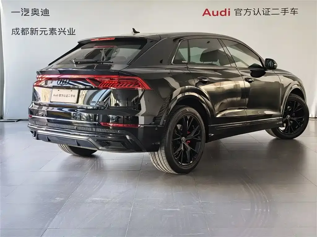 Audi Q8 — фото 4
