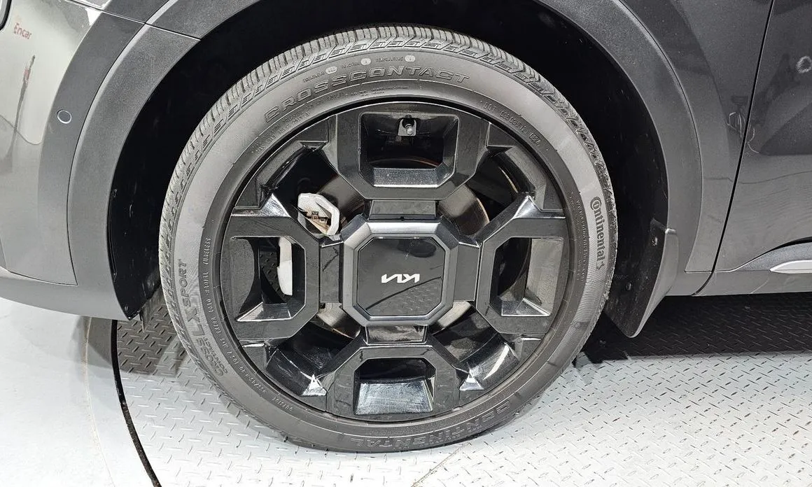 Kia Sorento — фото 4