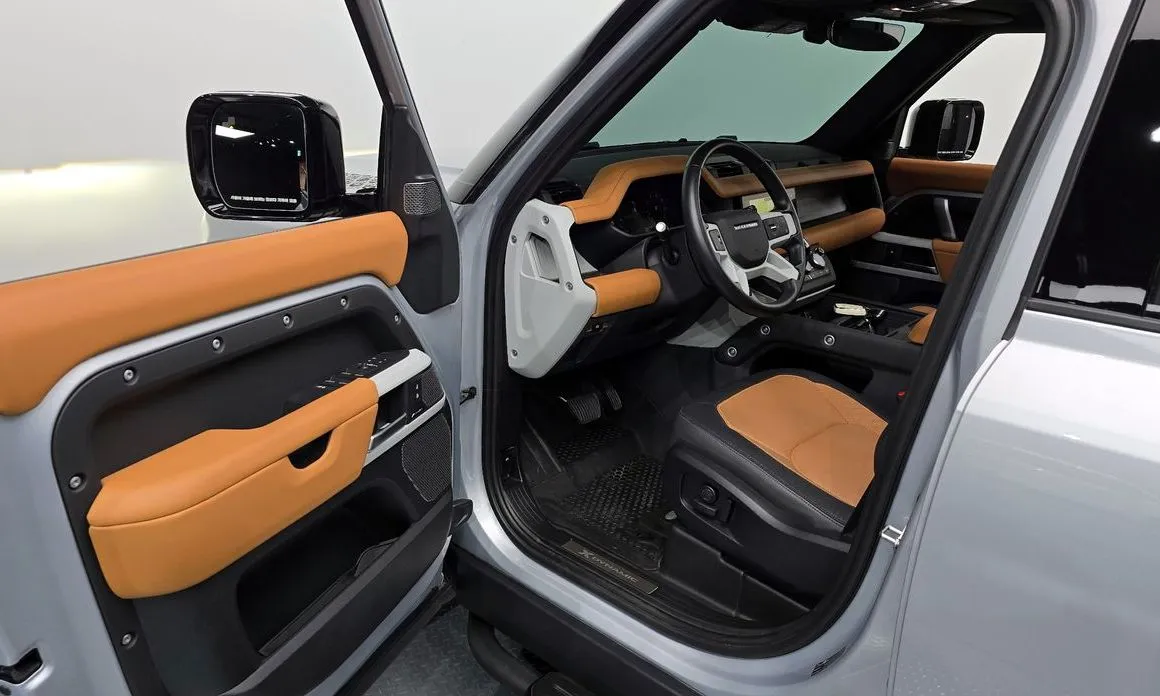 Land Rover Defender — фото 6
