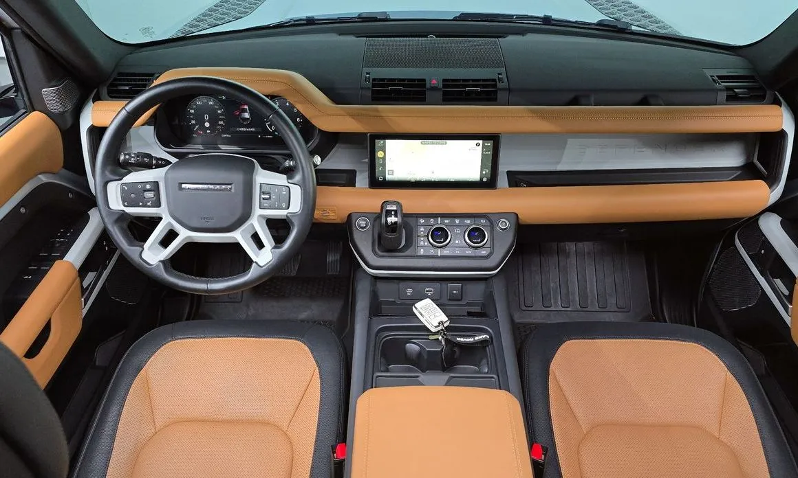 Land Rover Defender — фото 10