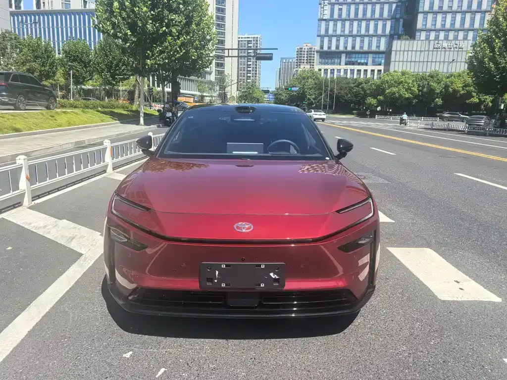 Toyota Platinum 7 — фото 9