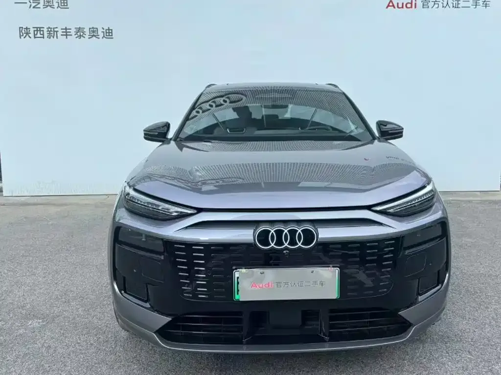 Audi Q6L e-tron — фото 7
