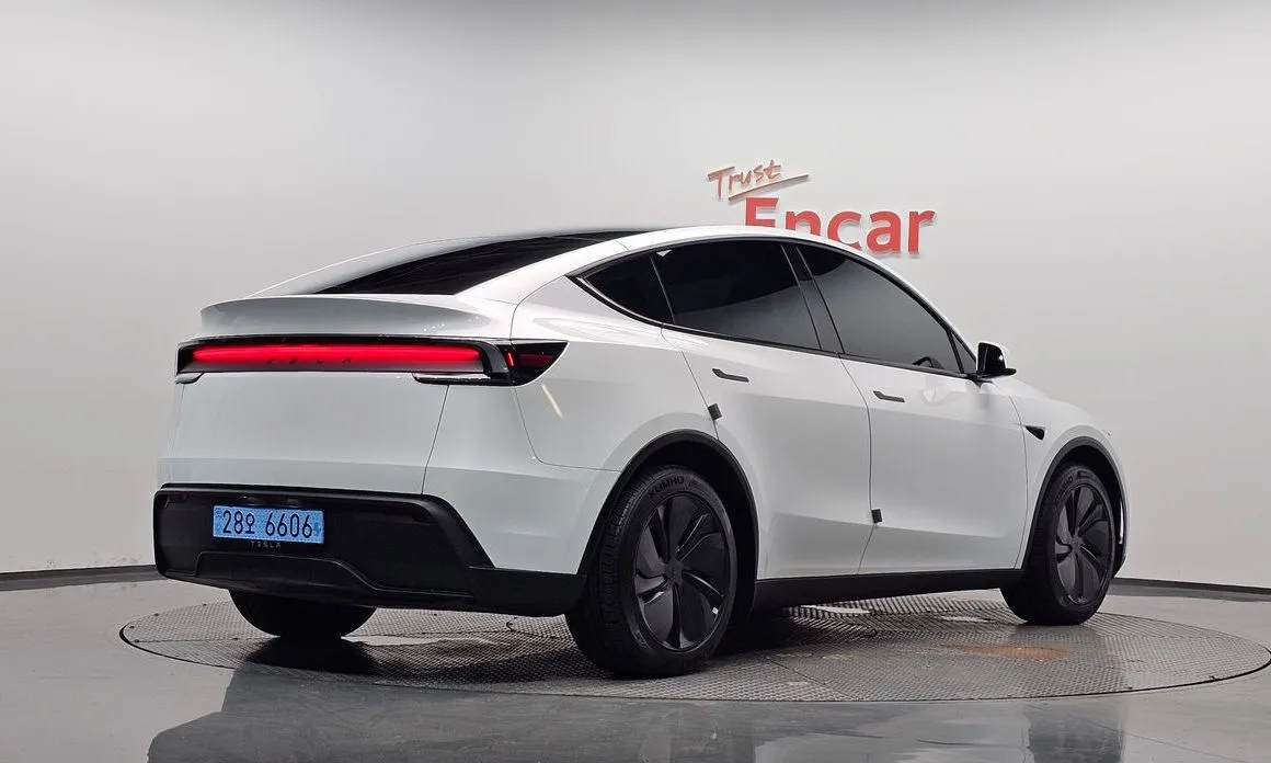 Tesla Model Y — фото 2