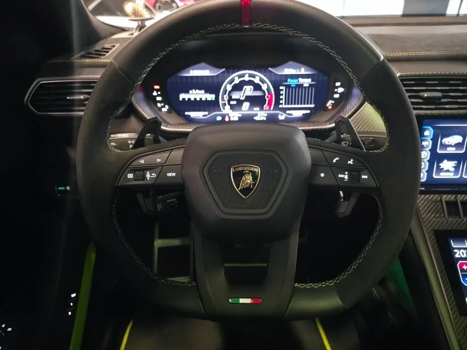 Lamborghini Urus — фото 5