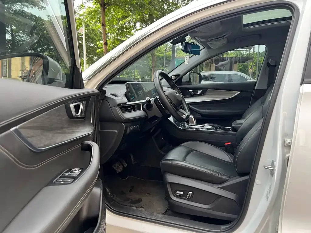 Chery Tiggo 8 PLUS — фото 5