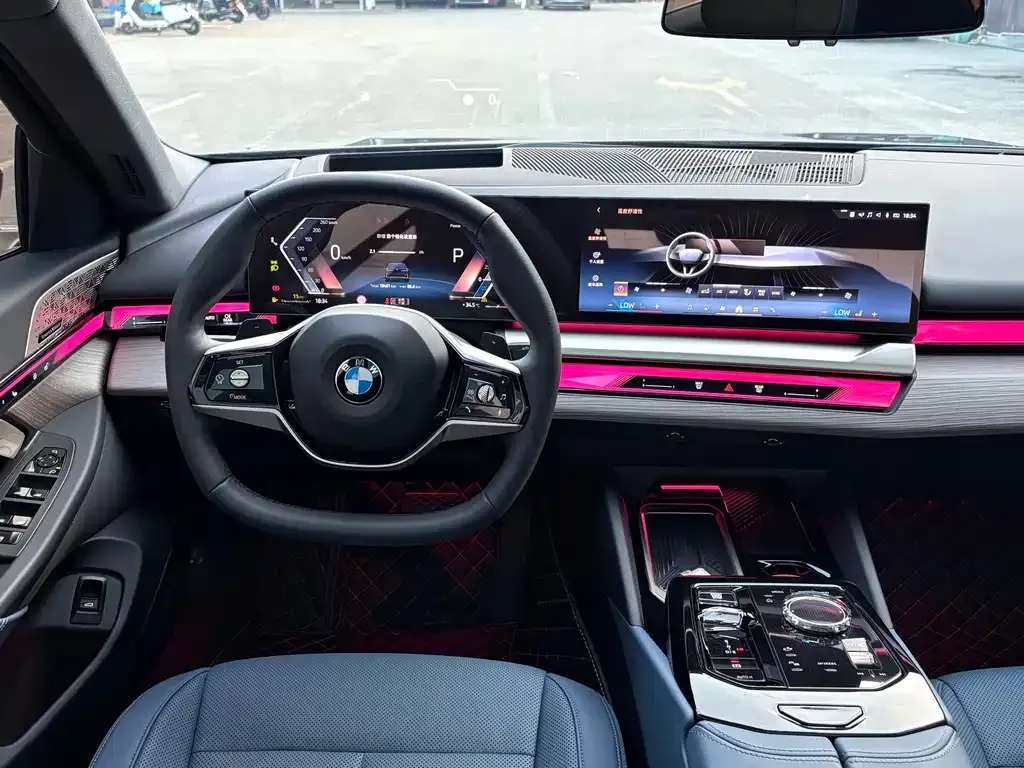 BMW 5 Series — фото 10