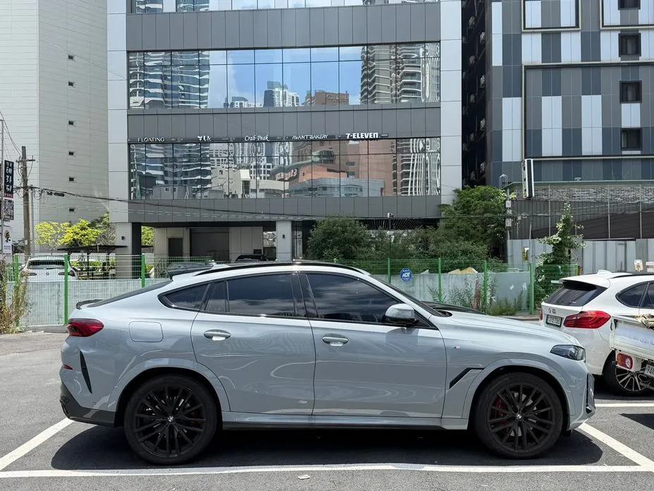 BMW X6 — фото 9