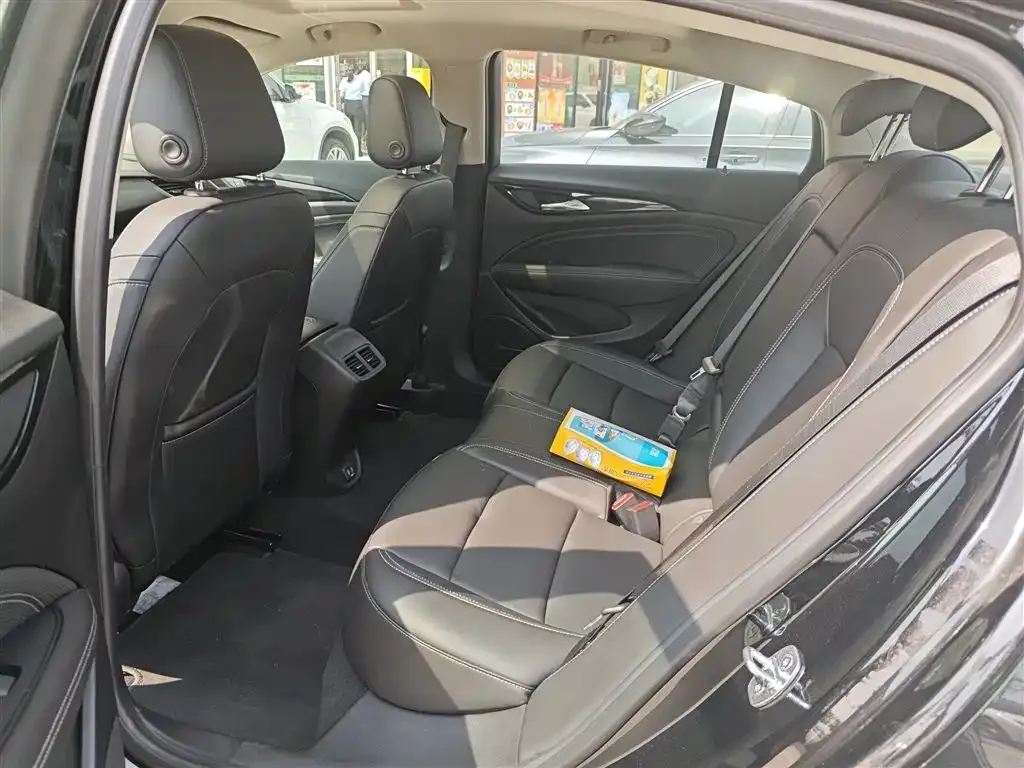 Buick Regal — фото 8