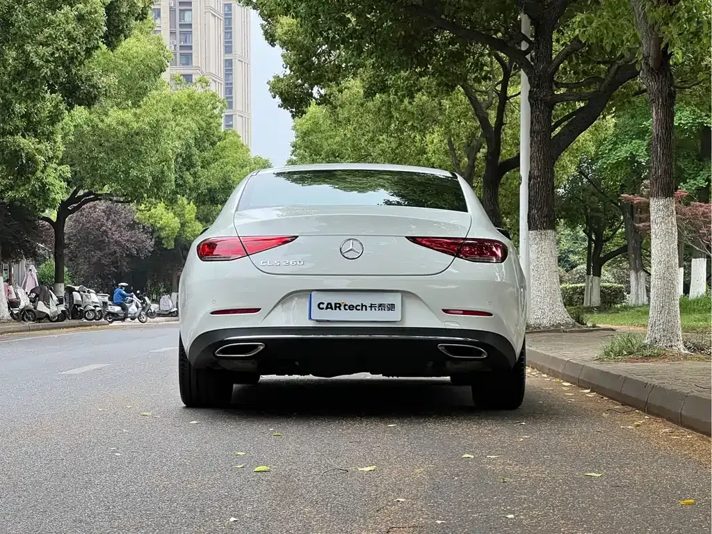 Mercedes-Benz CLS — фото 9