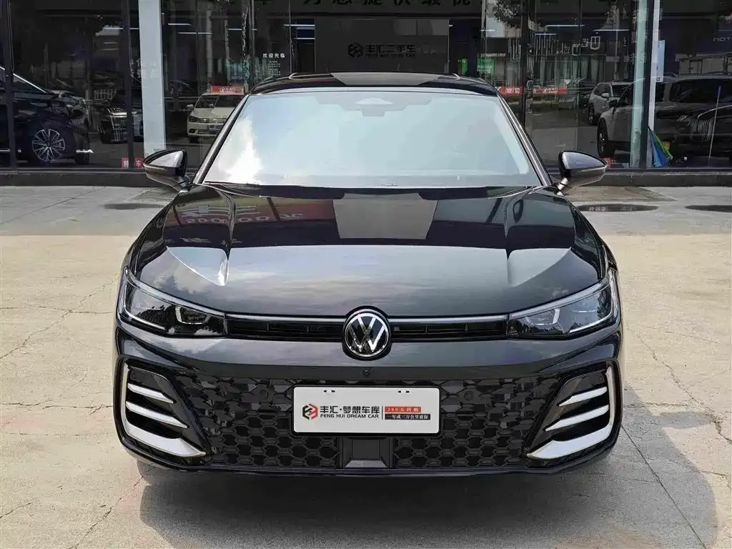 Volkswagen Passat — фото 6