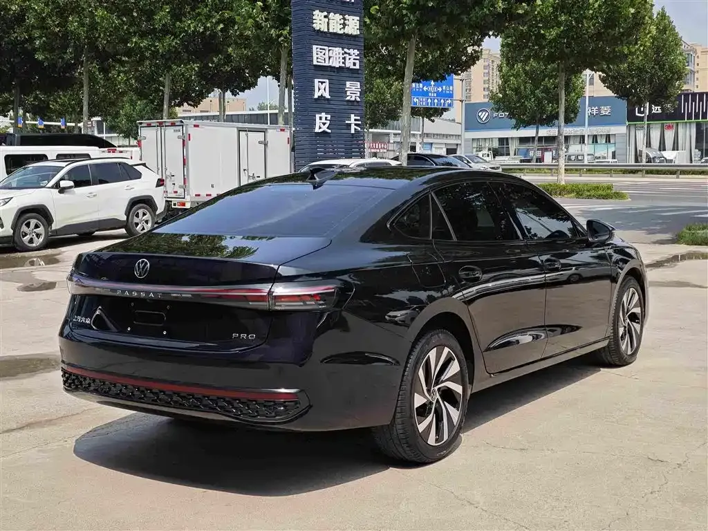 Volkswagen Passat — фото 4