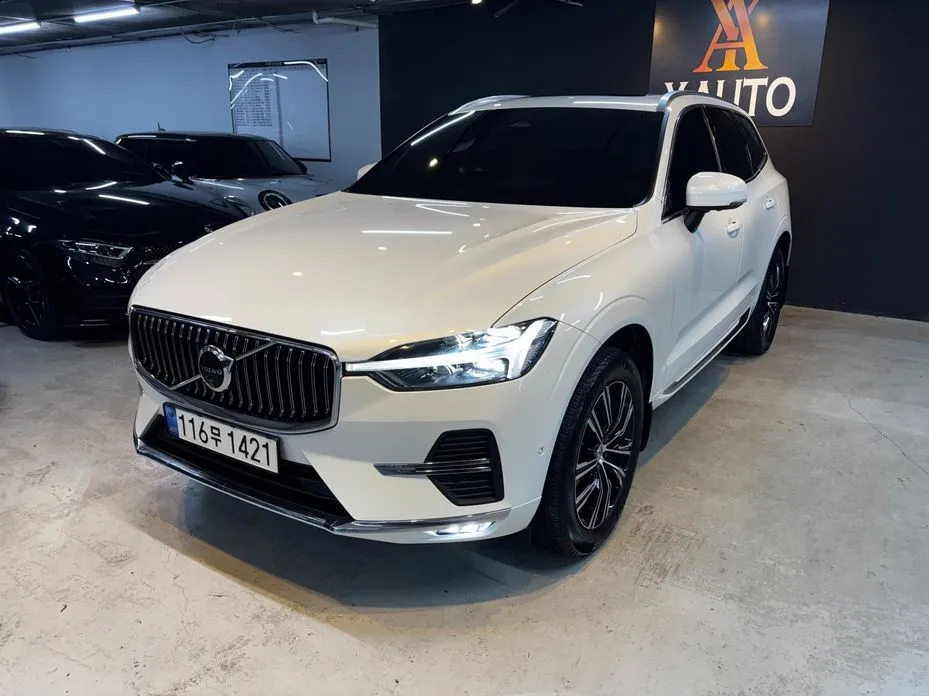 Volvo XC60 — фото 1