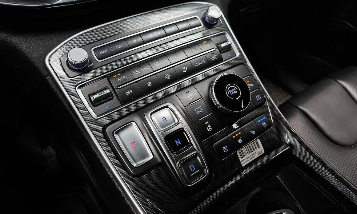 Hyundai Santafe — фото 5