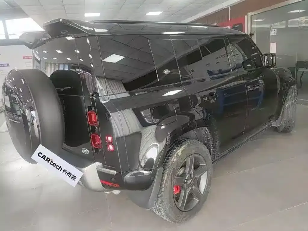 Land Rover Defender — фото 3